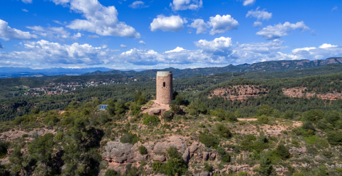 Passejant des de Vacarisses a La Torrota de Vacarisses i escoltant JAZZ