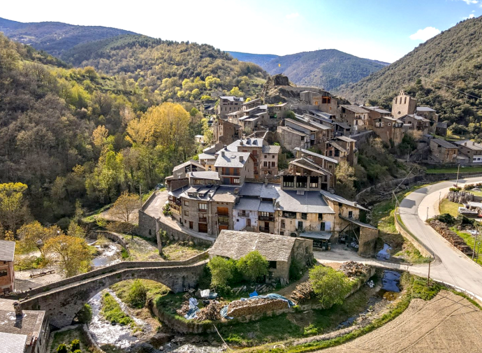 Camins de Transhumància · Port del Cantó - Castellbò