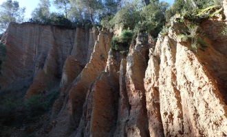 Xaragalls i Xemeneies de Fades de Gaià
