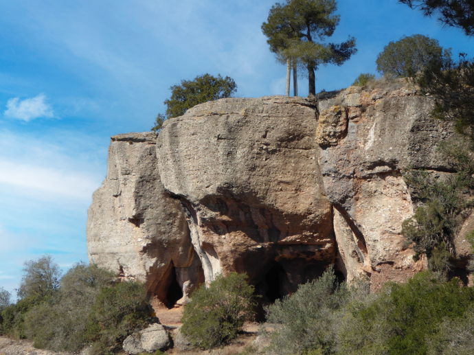 Les Foradades i Mas de la Serra Llarga