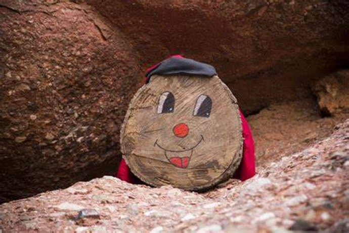 Anem a cercar el Tió al turó de la Mamella