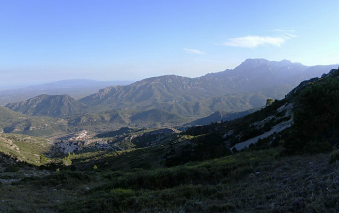 Trescant pel sud de Catalunya - Refugi del Mont-Caro – Paüls